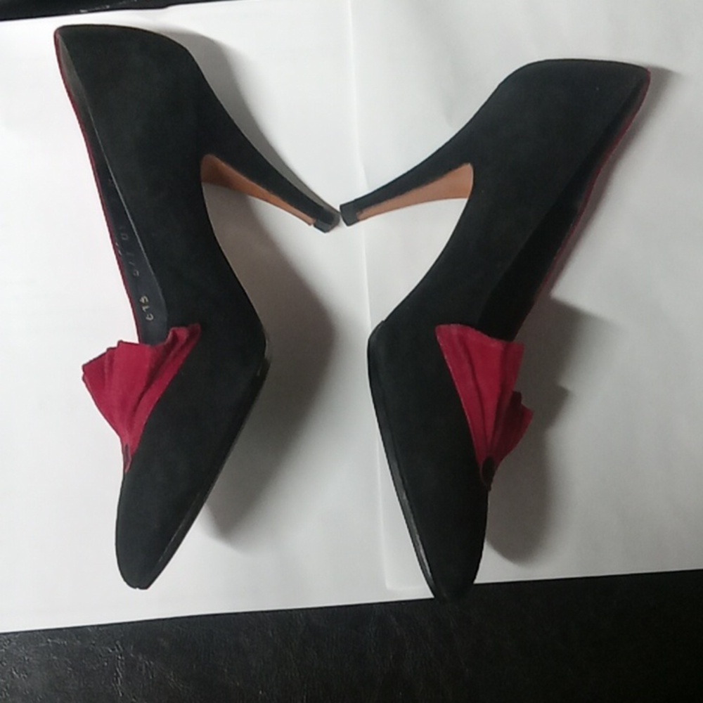 Bally Women's Red and Black Heels - Picture 2 of 7